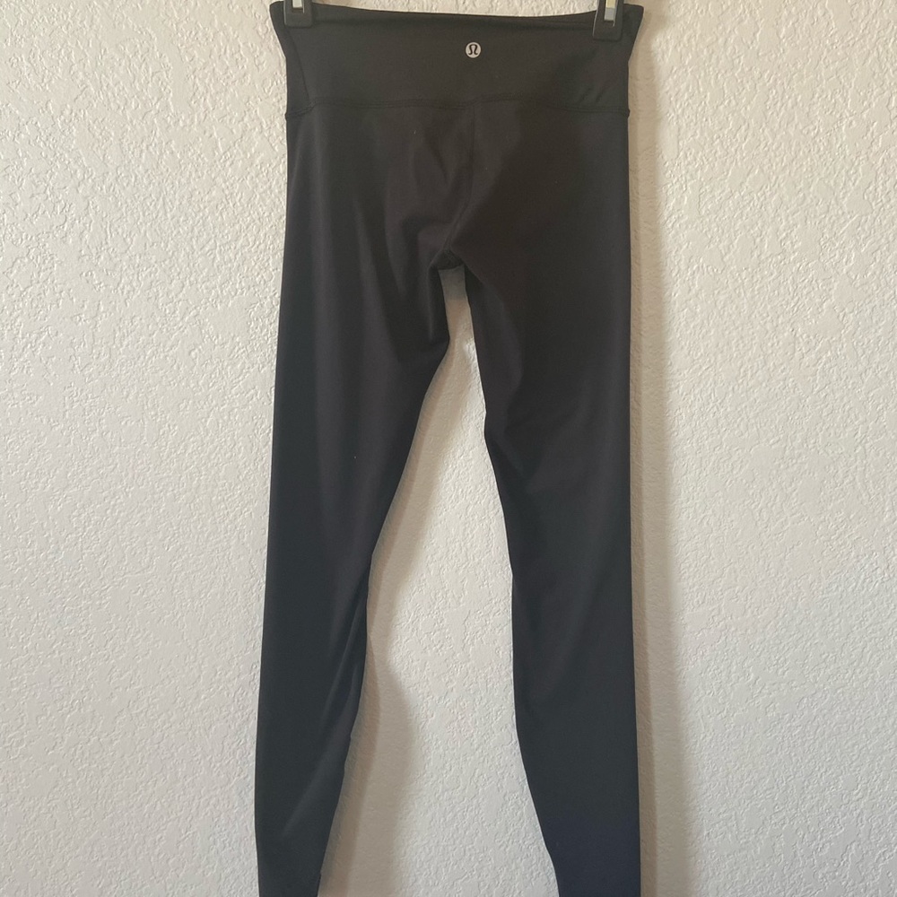 Lululemon black leggings